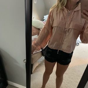 Light weight pull over